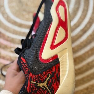 Jayson Tatum Jordan basketball shoes sneakers 6y